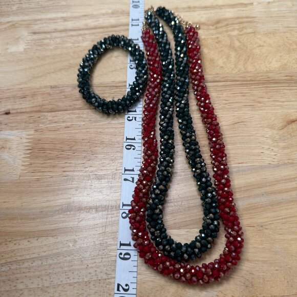 Red Green Faceted Beaded Necklaces Stretch Bracelet Set, Holiday, Glam, Festive - Picture 7 of 10